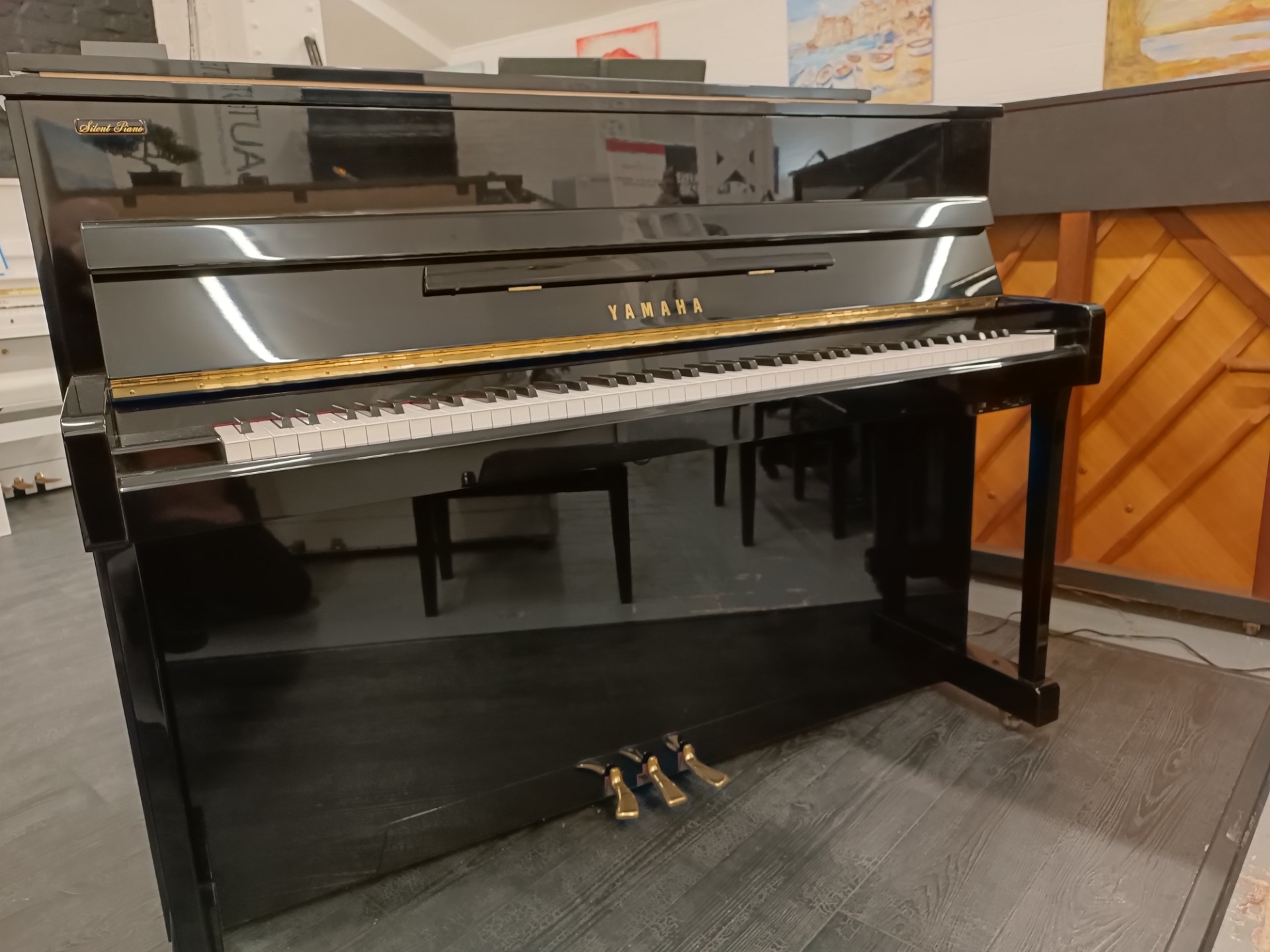 YAMAHA U50SX